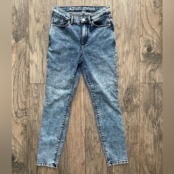 Reitmans R Jeans High Rise Skinny (Petite) Jeans - Picture 2 of 7